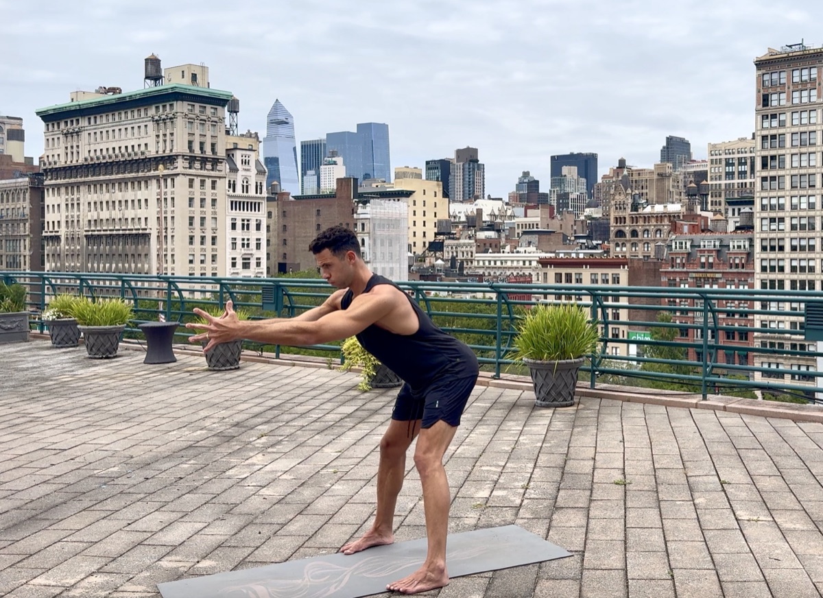 Bodyweight hinge on a rooftop